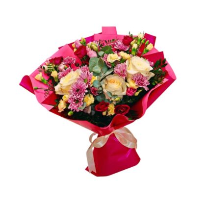 Buchet colorat cu crizanteme și garofițe