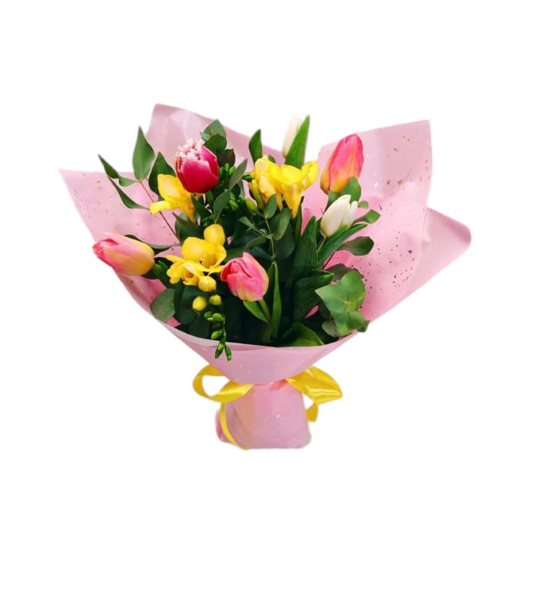 Buchet de primăvară cu lalele și frezii