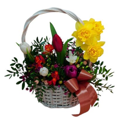 Cos cu flori de Primavara