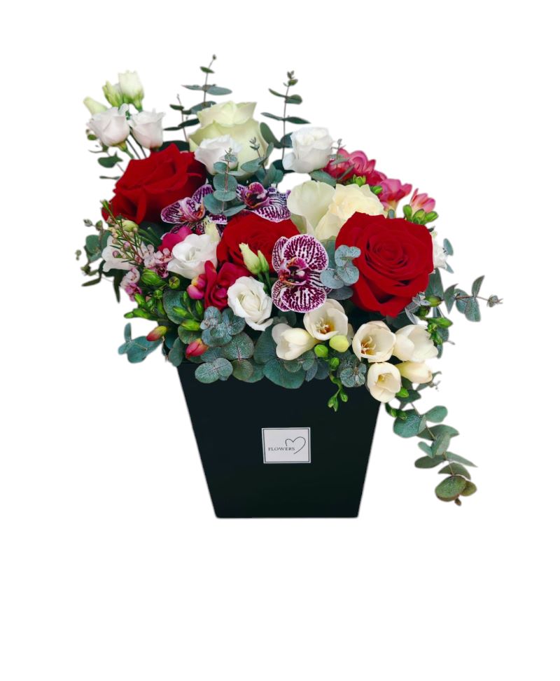 Aranjament Floral Rafinat cu Frezii