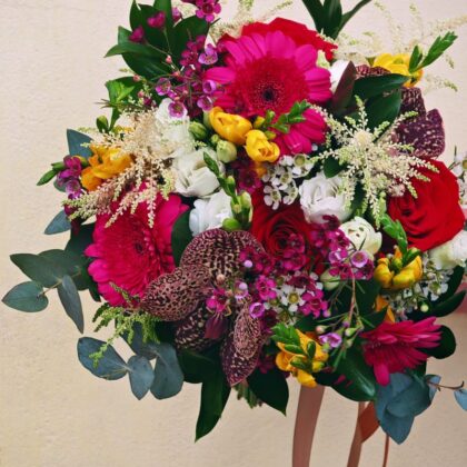 Buchet „Vis Colorat de Mireasă”