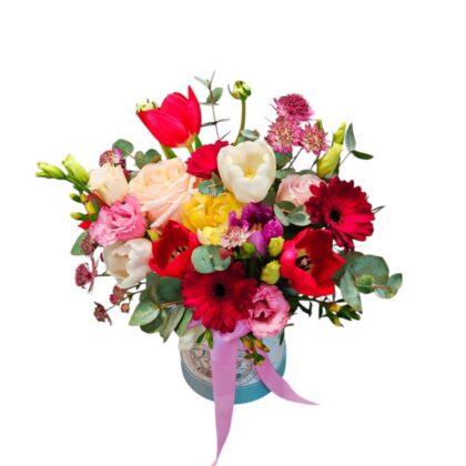 Aranjament floral colorat