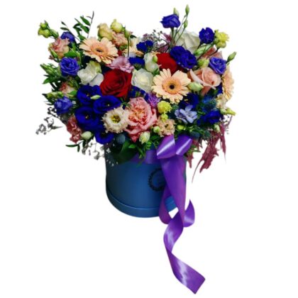 Aranjament floral elegant în cutie cilindru