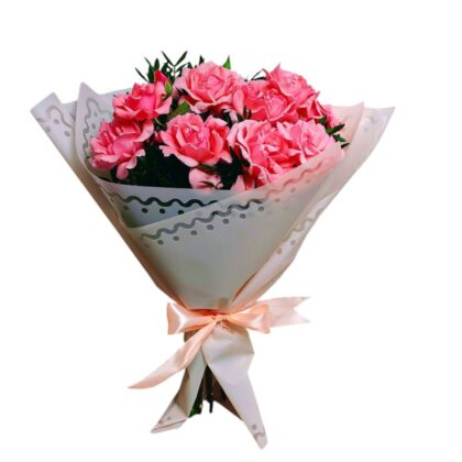 Buchet cu 9 trandafiri garden