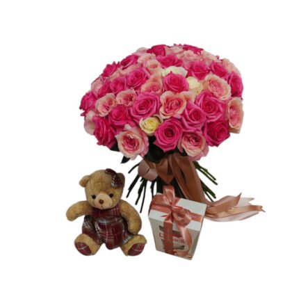 Buchet de Trandafiri cu Raffaello și Ursuleț