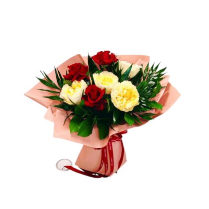 Buchet din trandafiri Garden & Mondial