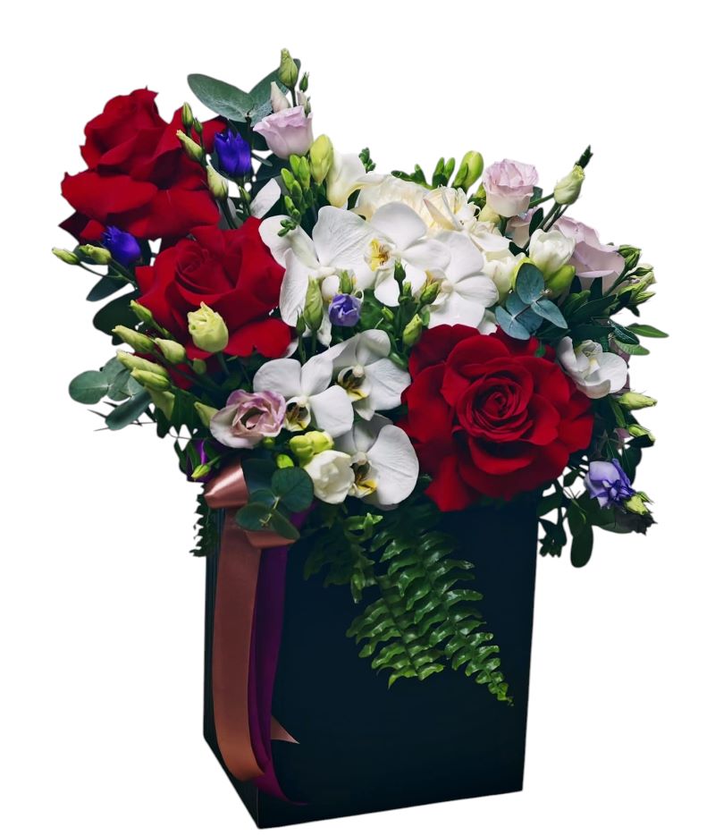 Cutie Florală Premium cu Orhidee, Trandafiri și Frezii