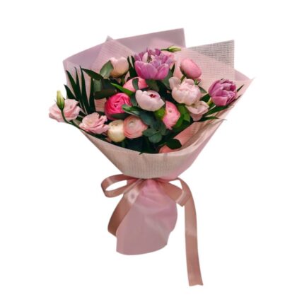 Buchet Pastel cu Bujori și Ranunculus